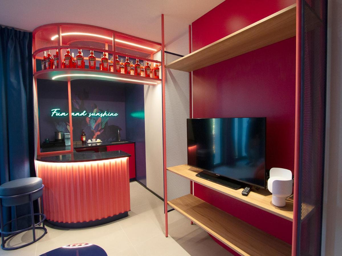 רימיני Demo Hotel Design Emotion מראה חיצוני תמונה