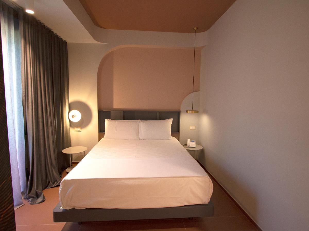 רימיני Demo Hotel Design Emotion מראה חיצוני תמונה